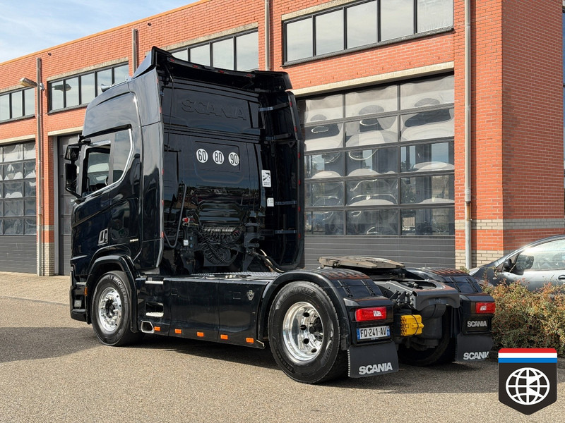 Scania R 580 RETARDER / HYDRAULIC / LEATHER / TACHO2 - Tractor truck: picture 4 Scania R 580 RETARDER / HYDRAULIC / LEATHER / TACHO2 - Tractor truck: picture 4