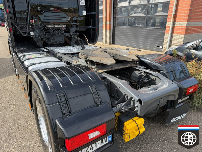 Scania R 580 RETARDER / HYDRAULIC / LEATHER / TACHO2 - Tractor truck: picture 5 Scania R 580 RETARDER / HYDRAULIC / LEATHER / TACHO2 - Tractor truck: picture 5