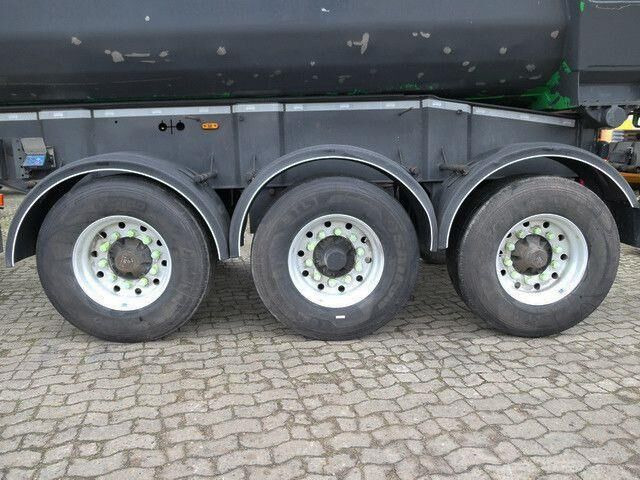 Carnehl CHKS/AH, Alu, 28m³, Kunststoffauskleidung, Lift - Tipper semi-trailer: picture 3 Carnehl CHKS/AH, Alu, 28m³, Kunststoffauskleidung, Lift - Tipper semi-trailer: picture 3