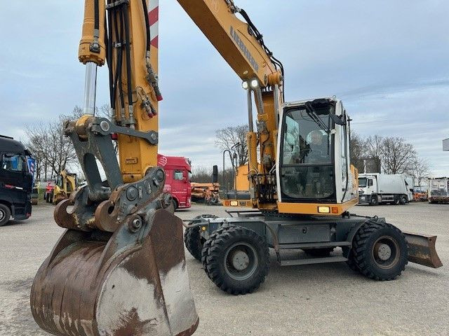 Liebherr A 904 C Litronic/SW System SW48/Klima/Kamera - Wheel excavator: picture 4 Liebherr A 904 C Litronic/SW System SW48/Klima/Kamera - Wheel excavator: picture 4