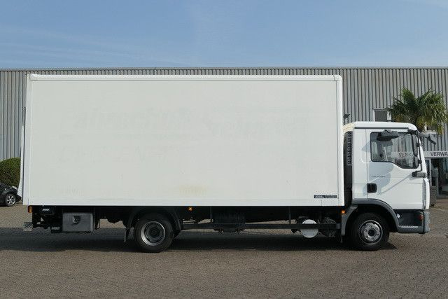 MAN 8.180 TGL 4x2, Fahrschule, LBW, 3. Sitze, 158tkm - Closed box van: picture 2 MAN 8.180 TGL 4x2, Fahrschule, LBW, 3. Sitze, 158tkm - Closed box van: picture 2