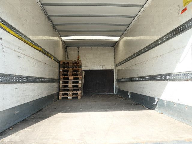 MAN 8.180 TGL BL, LBW, Klima, 3. Sitz, 6.100mm lang - Closed box van: picture 5 MAN 8.180 TGL BL, LBW, Klima, 3. Sitz, 6.100mm lang - Closed box van: picture 5