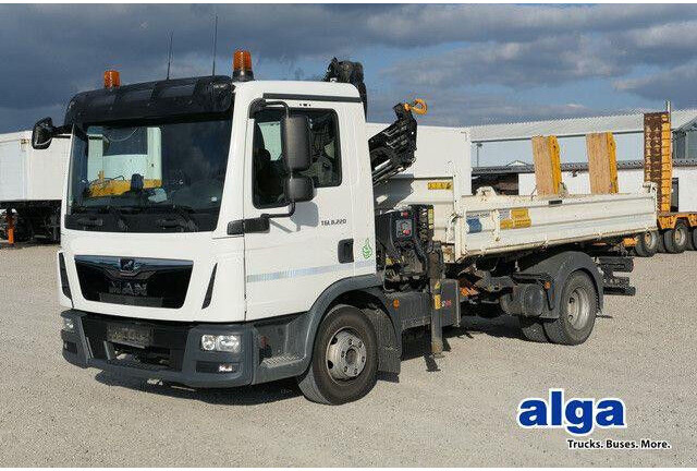 MAN 8.220 TGL BB, Hiab 055 BS-2, Greifer, AHK, Funk - Tipper: picture 1 MAN 8.220 TGL BB, Hiab 055 BS-2, Greifer, AHK, Funk - Tipper: picture 1