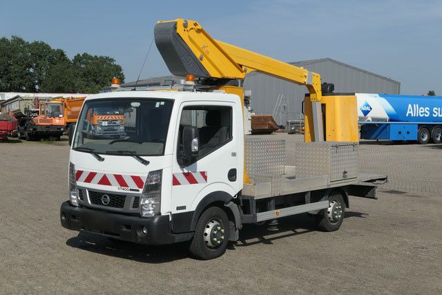 Nissan 32.12 4x2, 11m Arbeitshühe, Klima, 3x am Lager - Truck with aerial platform, Commercial truck: picture 4 Nissan 32.12 4x2, 11m Arbeitshühe, Klima, 3x am Lager - Truck with aerial platform, Commercial truck: picture 4