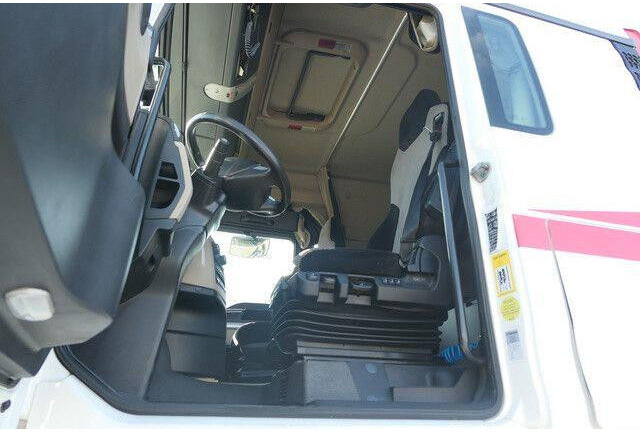 Tractor truck MAN 28.500 TGX 6X2-2 BLS, Kran HMF 5020-K6, Funk,23m: picture 12