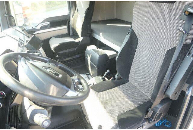 Tractor truck MAN 28.500 TGX 6X2-2 BLS, Kran HMF 5020-K6, Funk,23m: picture 13