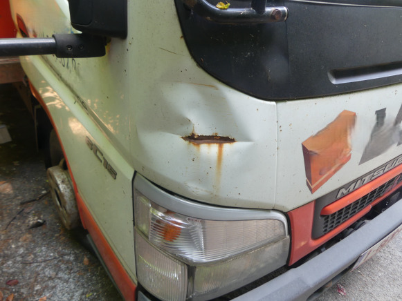 Camion Mitsubishi Canter Fuso ( vin : TYBFE84BG6DU17276) - Tow truck: picture 3 Camion Mitsubishi Canter Fuso ( vin : TYBFE84BG6DU17276) - Tow truck: picture 3