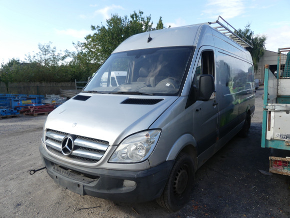 Camionnette Mercedes Sprinter (2007-326.967 km) - Panel van: picture 1 Camionnette Mercedes Sprinter (2007-326.967 km) - Panel van: picture 1