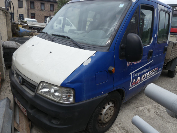 Camionnette double cabine plateau (à reconditionner) Fiat ducato - Open body delivery van, Combi van: picture 1 Camionnette double cabine plateau (à reconditionner) Fiat ducato - Open body delivery van, Combi van: picture 1