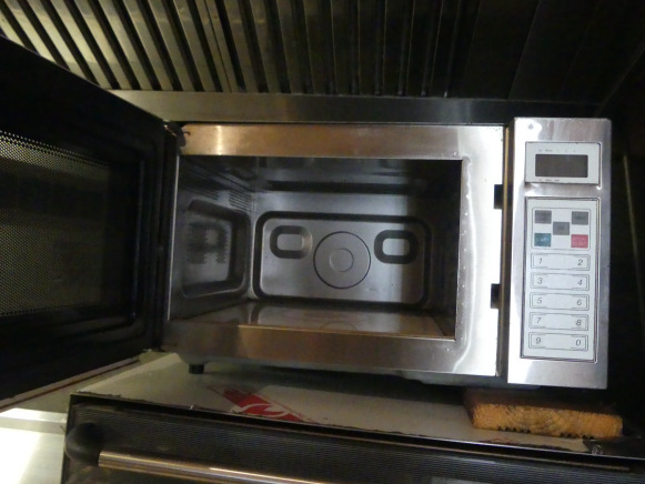 Four micro ondes Metro - Food processing equipment: picture 4 Four micro ondes Metro - Food processing equipment: picture 4