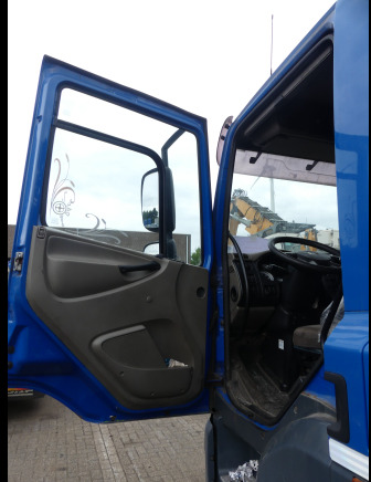 REF:1415 - Camion porte-container avec grue DAF AX85 MC5-7-5 (2009-532.626 km) - Hook lift truck, Crane truck: picture 5 REF:1415 - Camion porte-container avec grue DAF AX85 MC5-7-5 (2009-532.626 km) - Hook lift truck, Crane truck: picture 5