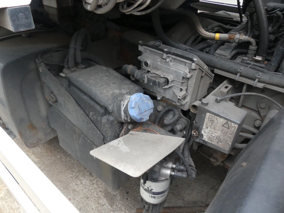 REF:5474 - Camion poubelle Renault Access (VIN: SEG1930BL5BD17874) - Garbage truck: picture 4 REF:5474 - Camion poubelle Renault Access (VIN: SEG1930BL5BD17874) - Garbage truck: picture 4