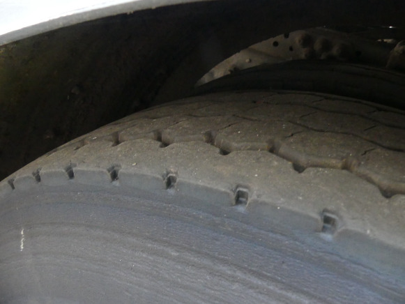 Garbage truck REF:8490 - Camion poubelle Renault Access (2014-236.794 km): picture 10