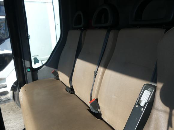 Garbage truck REF:8490 - Camion poubelle Renault Access (2014-236.794 km): picture 19
