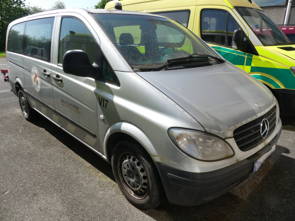 REF:VL07 - Camionnette Mercedes-Benz vito 108 cdi (2005-210.558 km) - Passenger van: picture 2 REF:VL07 - Camionnette Mercedes-Benz vito 108 cdi (2005-210.558 km) - Passenger van: picture 2