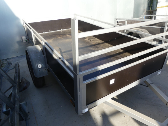 Remorque BW Trailers 01E - Dropside/ Flatbed trailer: picture 2 Remorque BW Trailers 01E - Dropside/ Flatbed trailer: picture 2
