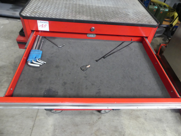 Servante d'atelier et contenu d'outillage - Warehouse equipment: picture 3 Servante d'atelier et contenu d'outillage - Warehouse equipment: picture 3