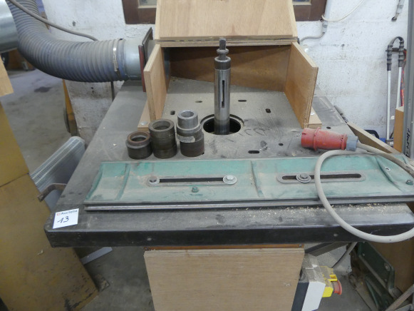 Toupie + chariot à tenonner Danckaert - Woodworking machine: picture 2 Toupie + chariot à tenonner Danckaert - Woodworking machine: picture 2
