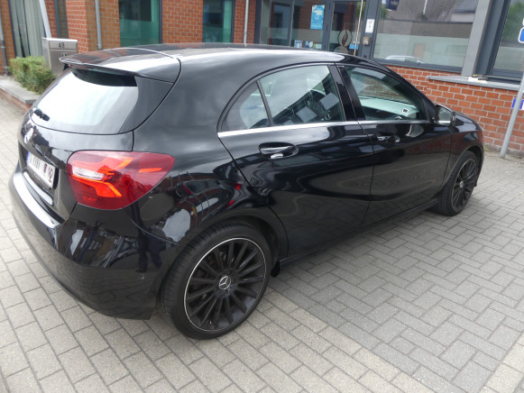 Voiture Mercedes-Benz A 180 (2018-96.204 km-VIN:WDD1760121J776850) - Car: picture 3 Voiture Mercedes-Benz A 180 (2018-96.204 km-VIN:WDD1760121J776850) - Car: picture 3