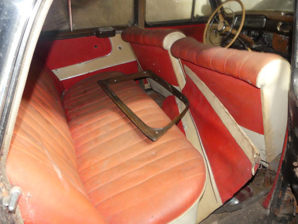 Car Voiture ancêtre Mercedes-Benz 220S Poton: picture 7
