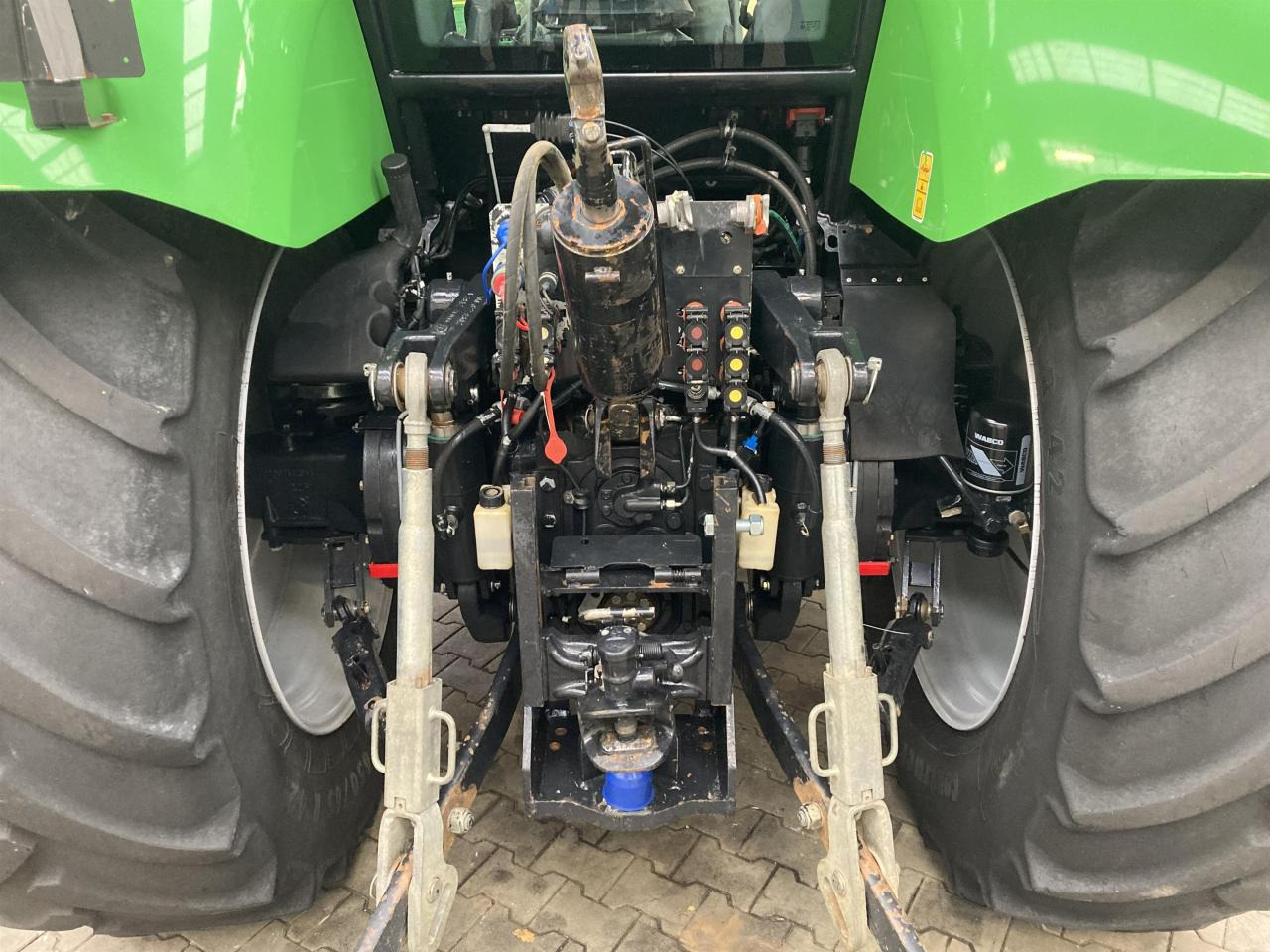 Deutz-Fahr 7210 TTV - Farm tractor: picture 5 Deutz-Fahr 7210 TTV - Farm tractor: picture 5