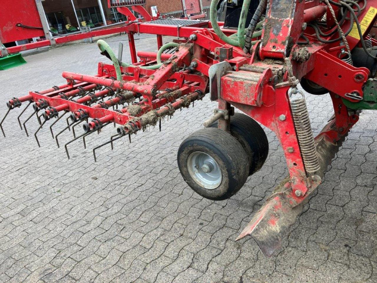 Einböck Pneumaticstar-Pro-ST - Spring tine harrow: picture 5 Einböck Pneumaticstar-Pro-ST - Spring tine harrow: picture 5