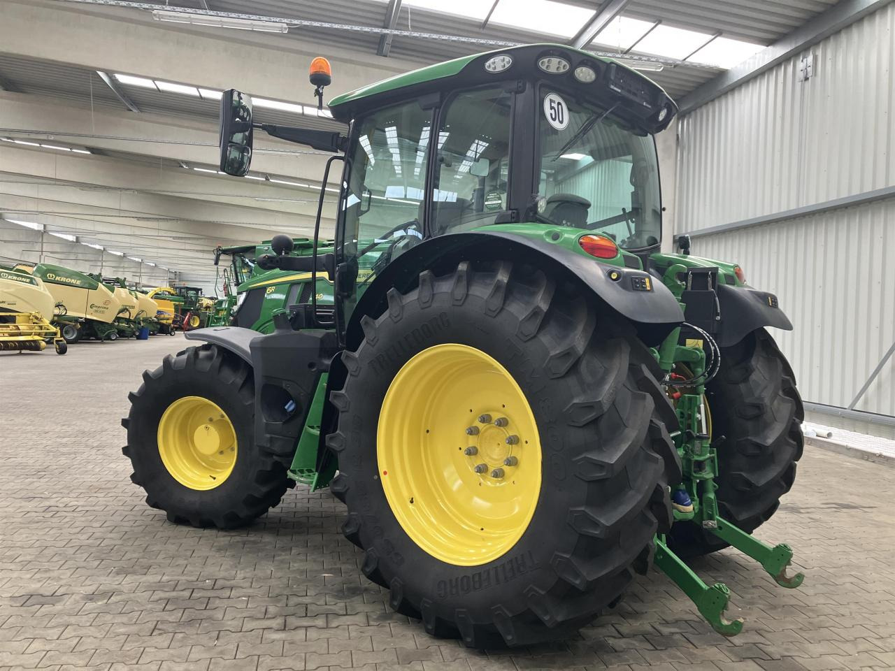 Farm tractor John Deere 6R 140: picture 8