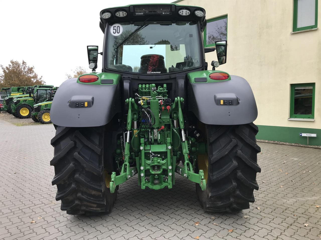 John Deere 6R 155 - Farm tractor: picture 5 John Deere 6R 155 - Farm tractor: picture 5