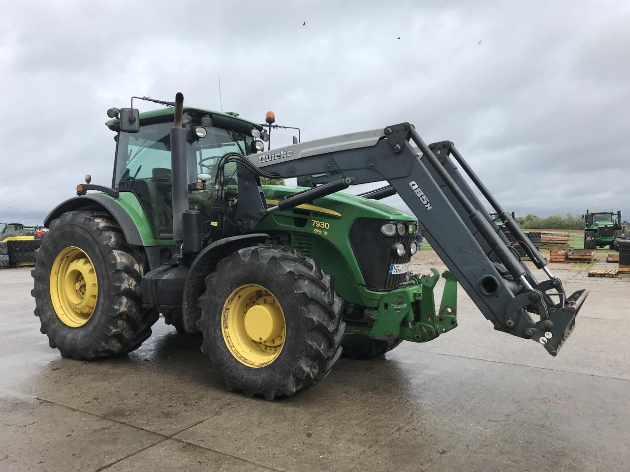 John Deere 7930 - Farm tractor: picture 2 John Deere 7930 - Farm tractor: picture 2