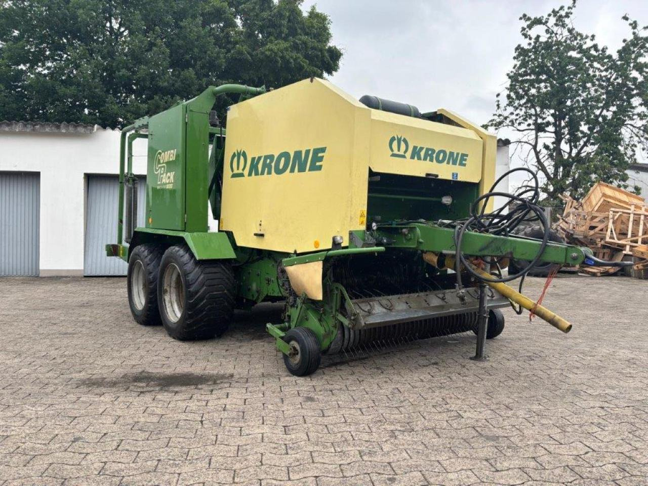 Krone CP 1500 MC - Round baler: picture 1 Krone CP 1500 MC - Round baler: picture 1
