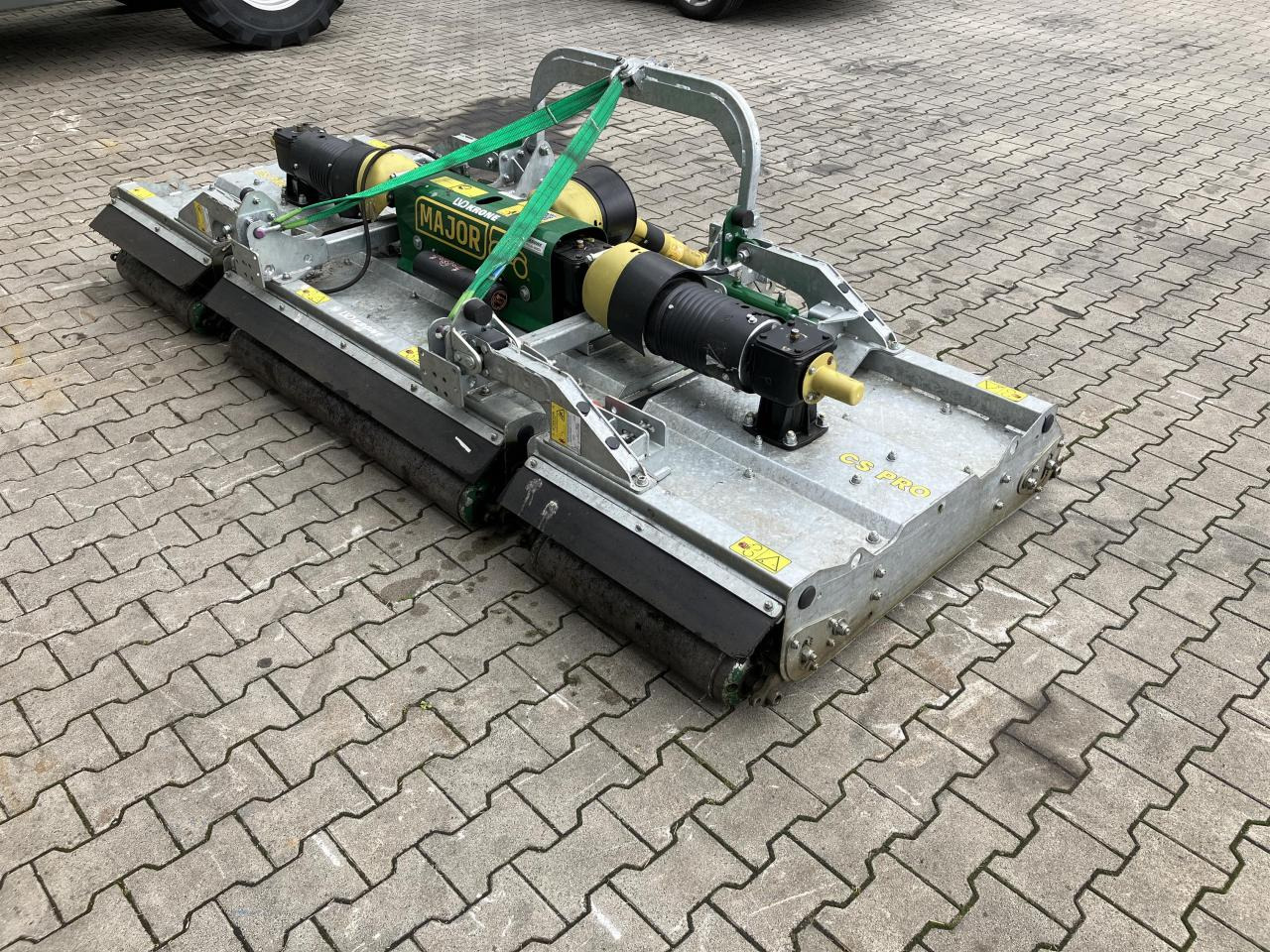 Major MJ65-300 - Garden mower: picture 2 Major MJ65-300 - Garden mower: picture 2