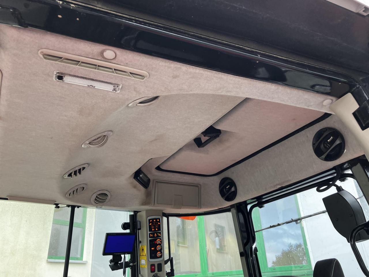 Farm tractor Massey Ferguson 7726: picture 8 Farm tractor Massey Ferguson 7726: picture 8