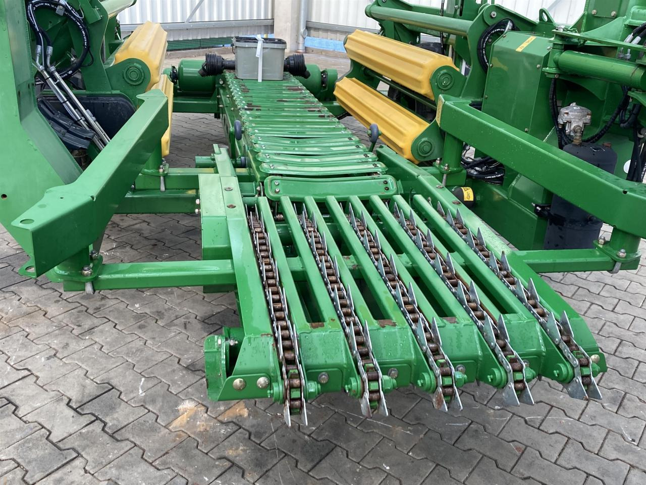 Mc Hale 998 HS - Round baler: picture 3 Mc Hale 998 HS - Round baler: picture 3