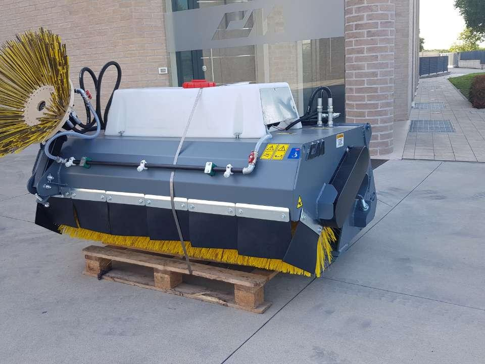 CM CM Crusher CBS 175 HD - Broom for Skid steer loader: picture 1 CM CM Crusher CBS 175 HD - Broom for Skid steer loader: picture 1