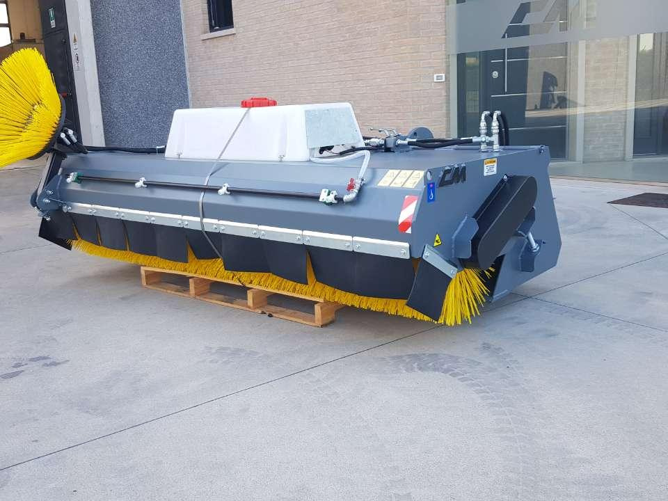 CM CM Crusher CBS 225 - Broom for Skid steer loader: picture 1 CM CM Crusher CBS 225 - Broom for Skid steer loader: picture 1