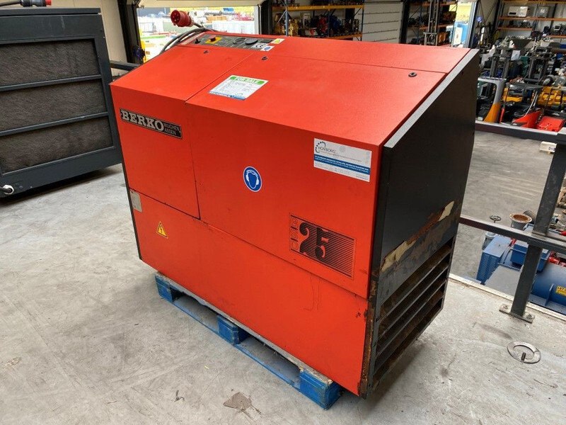 Air compressor BERKO BSD 25 18.5 kW 2400 L / min 8 Bar Silent Elektrische Schroefcompressor: picture 11 Air compressor BERKO BSD 25 18.5 kW 2400 L / min 8 Bar Silent Elektrische Schroefcompressor: picture 11