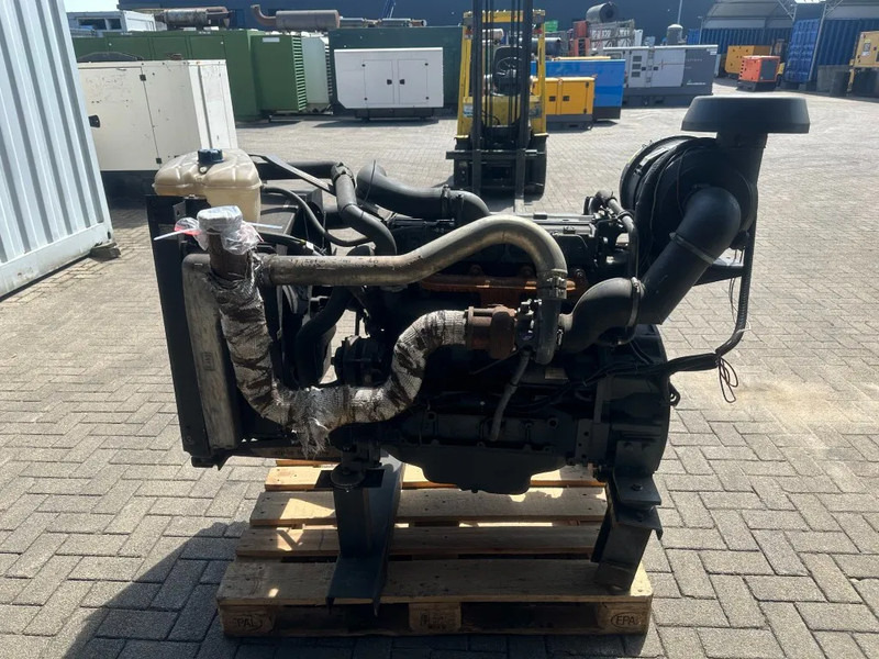 Deutz BF4M 1013 Diesel Engine 4 cylinder 102 kW / 137 HP - Engine for Material handling equipment: picture 4 Deutz BF4M 1013 Diesel Engine 4 cylinder 102 kW / 137 HP - Engine for Material handling equipment: picture 4