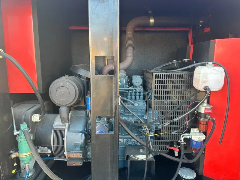 Europower EPUS44TDE Kubota Leroy Somer 44 kVA Supersilent Rental generatorset - Generator set: picture 3 Europower EPUS44TDE Kubota Leroy Somer 44 kVA Supersilent Rental generatorset - Generator set: picture 3