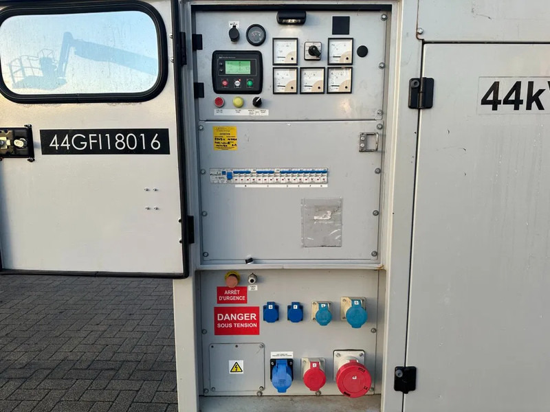 Europower EPUS44TDE Kubota Leroy Somer 44 kVA Supersilent Rental generatorset - Generator set: picture 3 Europower EPUS44TDE Kubota Leroy Somer 44 kVA Supersilent Rental generatorset - Generator set: picture 3