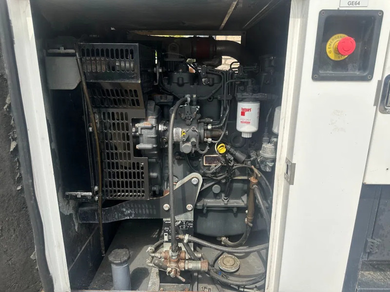 Iveco FPT F32 AM1A Leroy Somer 32 kVA Silent generatorset 297 hours ! - Generator set: picture 5 Iveco FPT F32 AM1A Leroy Somer 32 kVA Silent generatorset 297 hours ! - Generator set: picture 5