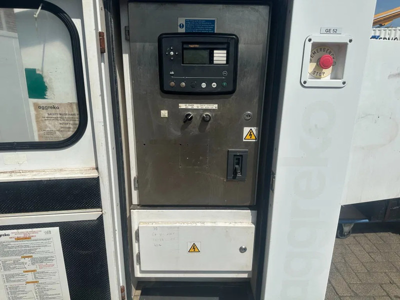 Iveco FPT NEF45 SM1A.A004 Stamford 60 kVA Silent Rental generatorset - Generator set: picture 3 Iveco FPT NEF45 SM1A.A004 Stamford 60 kVA Silent Rental generatorset - Generator set: picture 3