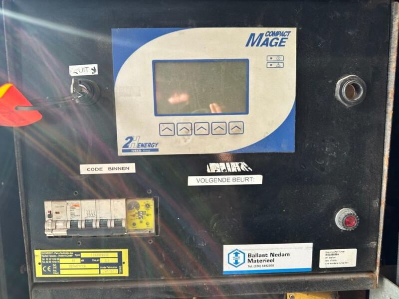 Generator set Iveco Marelli 40 KVA Supersilent generatorset in 8 ft container: picture 9
