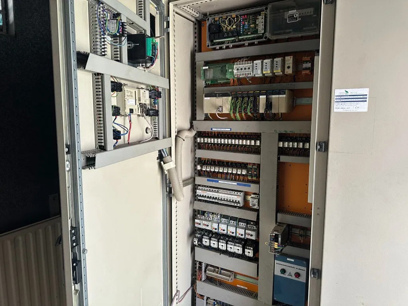 MAN Stamford 275 kVA Silent Gas generatorset in container - Generator set: picture 5 MAN Stamford 275 kVA Silent Gas generatorset in container - Generator set: picture 5