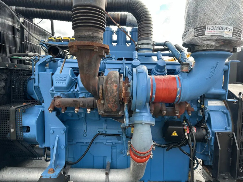 MTU 12V 2000 Stamford 810 kVA generatorset - Generator set: picture 3 MTU 12V 2000 Stamford 810 kVA generatorset - Generator set: picture 3
