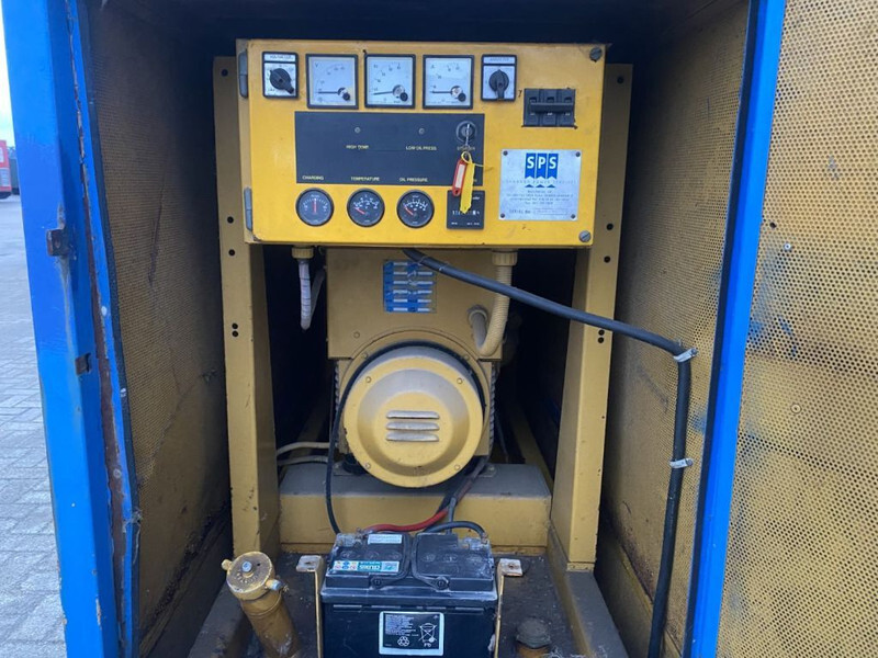 Perkins Stamford 16 kVA Silent generatorset - Generator set: picture 2 Perkins Stamford 16 kVA Silent generatorset - Generator set: picture 2