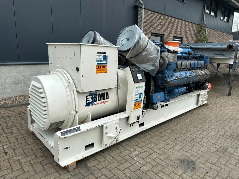 SDMO MS2000 MTU Leroy Somer 2000 kVA generatorset - Generator set: picture 4 SDMO MS2000 MTU Leroy Somer 2000 kVA generatorset - Generator set: picture 4