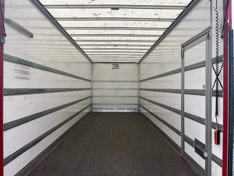 Box truck DAF LF 260 FA: picture 13