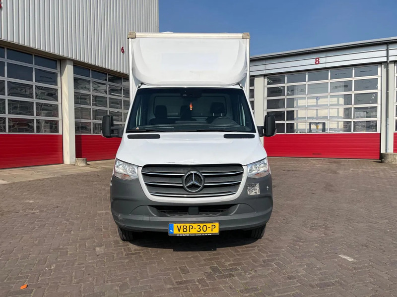 Mercedes-Benz Sprinter 516CDI - Closed box van: picture 3 Mercedes-Benz Sprinter 516CDI - Closed box van: picture 3