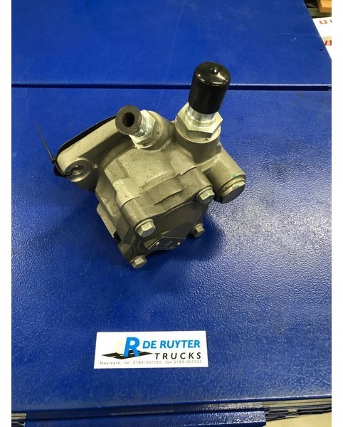 Mercedes-Benz Stuuroliepomp actros/Unimog/antos/arocs/atego - Steering pump for Truck: picture 1 Mercedes-Benz Stuuroliepomp actros/Unimog/antos/arocs/atego - Steering pump for Truck: picture 1