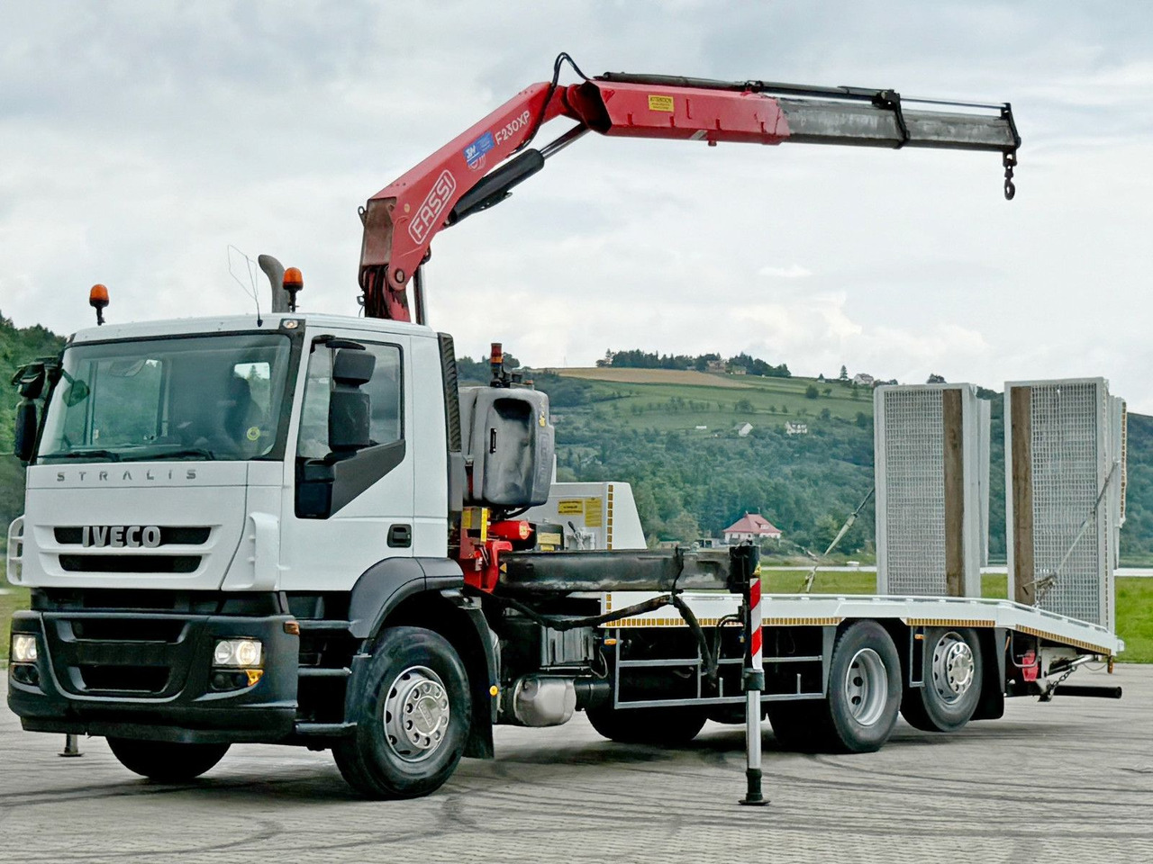 Iveco Stralis 310 * FASSI F230AXP.22 + FUNK * TOP - Tow truck: picture 4 Iveco Stralis 310 * FASSI F230AXP.22 + FUNK * TOP - Tow truck: picture 4